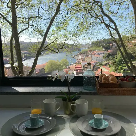 Virtudes Douroriver View Downtown